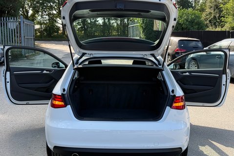 Audi A3 TDI SPORT NAV - SATNAV - BLUETOOTH - ULEZ COMPLIANT 17