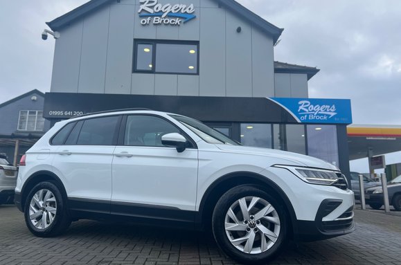 Volkswagen Tiguan LIFE 1.5 TSI DSG AUTOMATIC 2