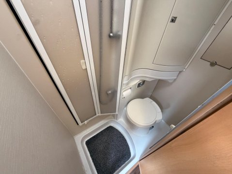 Elddis Majestic 10