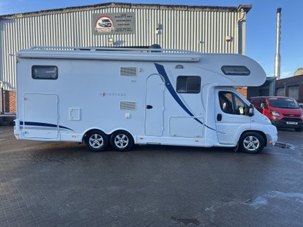 Fiat Ducato DETHLEFFS ADVANTAGE A7871 TAG AXLE MOTORHOM LARGE GARAGE 
