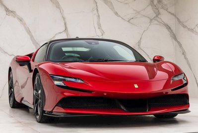 Ferrari SF90 Stradale 