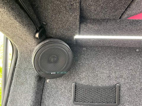 Volkswagen Transporter 2.0 TDI T32 Highline Crew Van DSG FWD SWB Euro 6 (s/s) 5dr 40