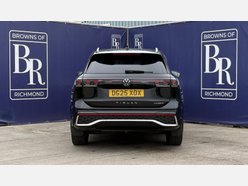Volkswagen Tiguan 1.5 TSI eHybrid 19.7kWh R-Line SUV 5dr Petrol Plug-in Hybrid DSG Euro 6 (s/ 4