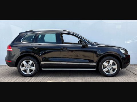 Volkswagen Touareg 3.0 Touareg V6 TSi Hybrid Auto 4WD 5dr 8