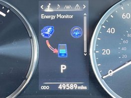 Lexus Is 2.5 IS 300h Advance CVT 4dr 22