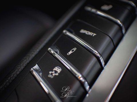 Porsche Macan 3.0 Macan S D Semi-Auto 4WD 5dr 34