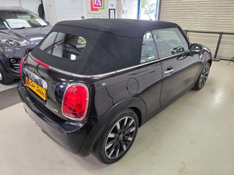 Mini Convertible 1.5 Cooper Exclusive Euro 6 (s/s) 2dr 52
