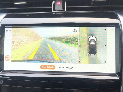 Land Rover Discovery Sport 2.0 D200 MHEV R-Dynamic S Plus Auto 4WD Euro 6 (s/s) 5dr 3