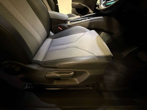 Skoda Enyaq Enyaq iV 60 Nav Loft 5dr 14