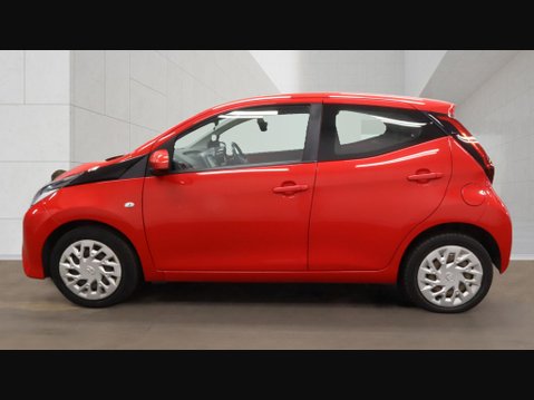 Toyota Aygo VVT-I X-PLAY 21