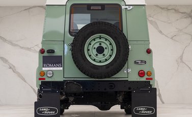 Land Rover Defender 90 Heritage Hard Top 5