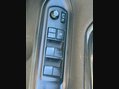 Toyota Noah Hybrid 1.8 76