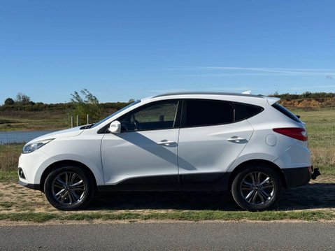 Hyundai ix35 2.0 ix35 SE Nav CRDi 4WD 5dr 14