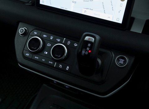 Land Rover Defender 90 Hard Top D200 15