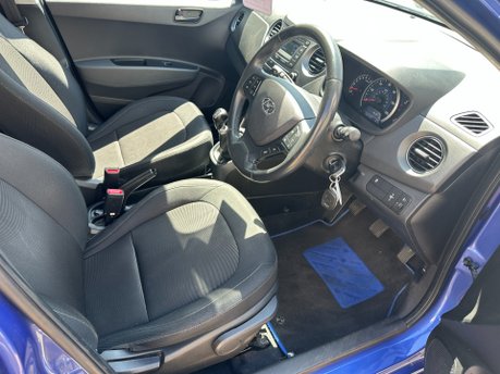 Hyundai i10 1.0 SE 5Dr 12