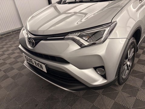 Toyota Rav4 2.0 D-4D Business Edition Euro 6 (s/s) 5dr 42