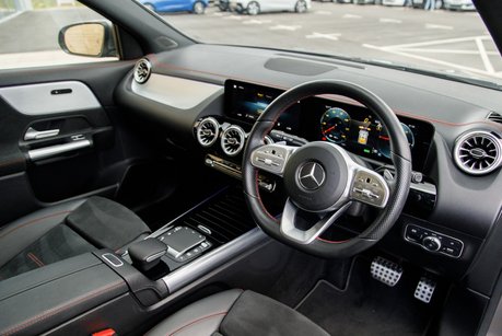 Mercedes-Benz EQA EQA 250 AMG LINE PREMIUM