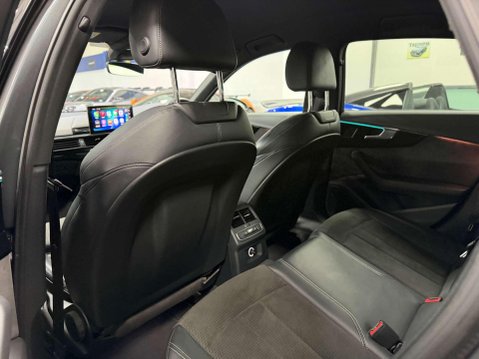 Audi A4 2.0 TDI 35 Black Edition Saloon 4dr Diesel S Tronic Euro 6 (s/s) (163 ps) 39