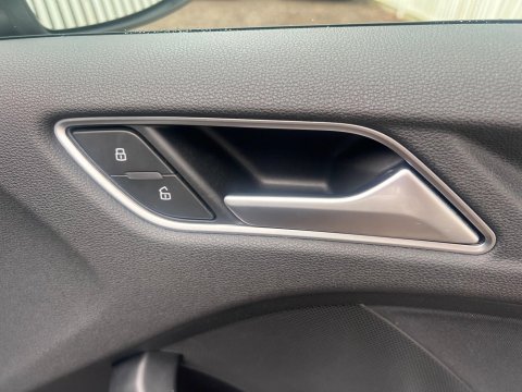 Audi A3 TFSI SPORT 44