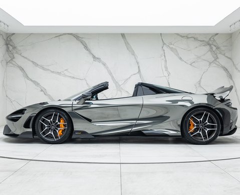 McLaren 765LT Spider