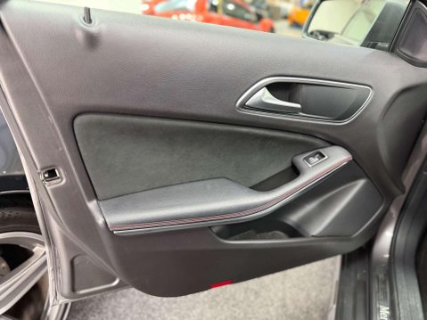 Mercedes-Benz GLA 1.6 GLA180 AMG Line Edition SUV 5dr Petrol 7G-DCT Euro 6 (s/s) (122 ps) 52