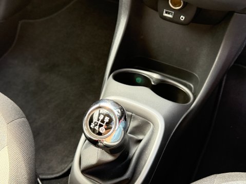 Toyota Aygo VVT-I X-TREND 29