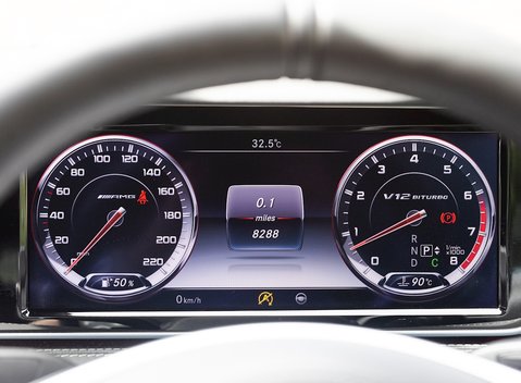 Mercedes-Benz S Class S65 Coupe 17