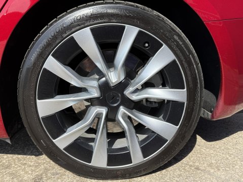 Tesla Model 3 (Dual Motor) Long Range Saloon 4dr Electric Auto 4WDE (306 ps) 16
