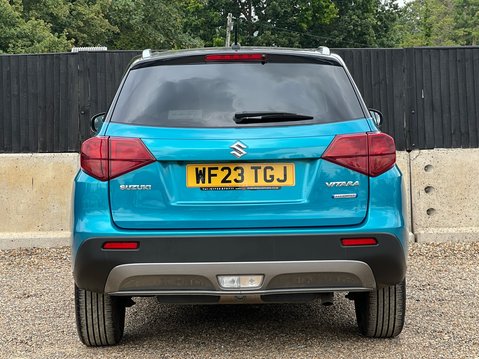 Suzuki Vitara SZ-T BOOSTERJET MHEV 8