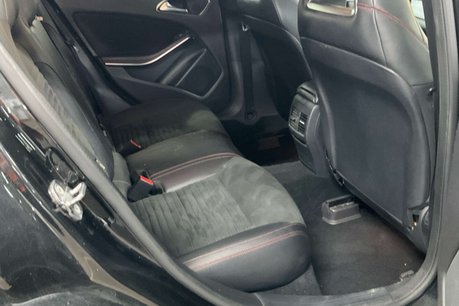 Mercedes-Benz GLA 1.6 GLA200 AMG Line SUV 5dr Petrol Manual Euro 6 (s/s) (156 ps) 9