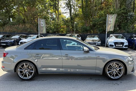 Audi A4 TFSI BLACK EDITION MHEV- APPLE CAR PLAY - REVERSE CAMERA 5