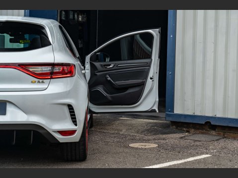 Renault Megane 1.8 Megane RS Trophy-R TCe 5dr 9
