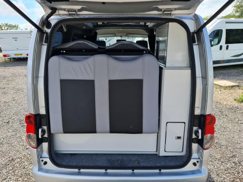 Nissan NV200 Hertford Campers 10