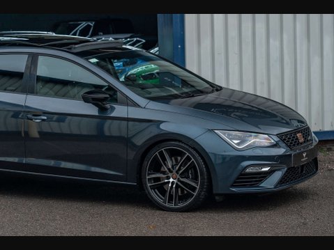 SEAT Leon 2.0 Leon Cupra Luxury 290 TSi Semi-Auto 5dr 24