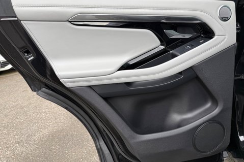 Land Rover Range Rover Evoque R-DYNAMIC HSE MHEV -ADAPTIVE CRUISE -PAN ROOF -HEATED S/WHEEL - FULL S/HIST 27