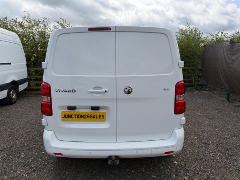 Vauxhall Vivaro 1.5 Turbo D 2700 Sportive L1 H1 Euro 6 (s/s) 5dr 7