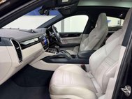 Porsche Cayenne 3.0T V6 Coupe 5dr Petrol TiptronicS 4WD Euro 6 (s/s) (340 ps) 39