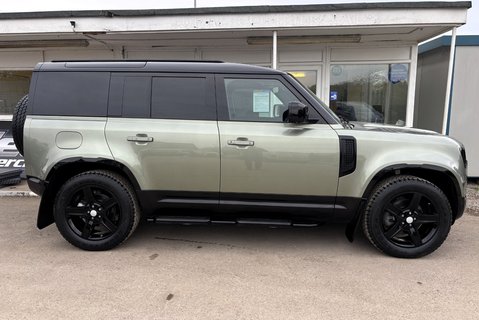 Land Rover Defender 110 D250 Hard Top SE MHEV - No VAT 8