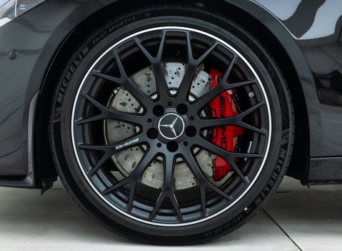 Mercedes-Benz C63 S AMG E Performance Estate Night Edition 26