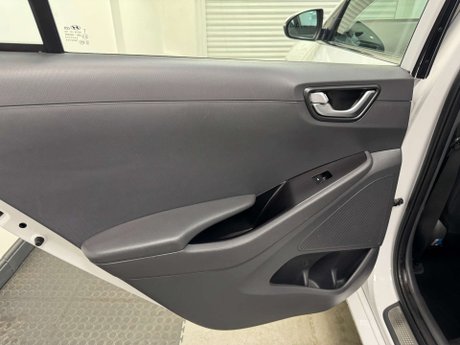 Hyundai IONIQ IONIQ Premium BEV 5dr 26