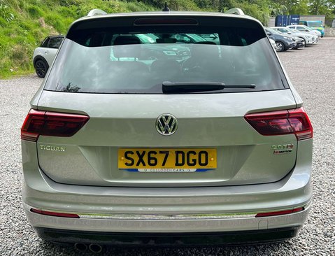 Volkswagen Tiguan 2.0 Tiguan R-Line TDI BlueMotion Technology 4Motion Semi-Auto 4WD 5dr 7