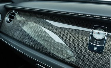 Rolls-Royce Wraith Black Badge 22