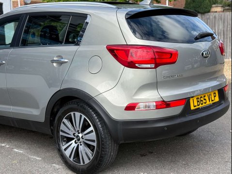 Kia Sportage 2.0 CRDi KX-3 SUV 5dr Diesel Auto AWD Euro 5 (134 bhp) 29