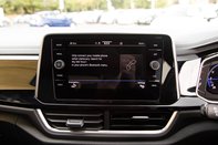 Volkswagen T-Roc R-LINE TSI 19