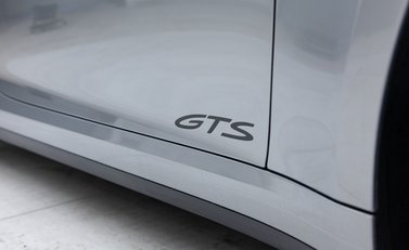 Porsche 911 Carrera GTS (992.2) 44