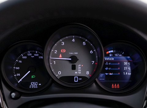 Porsche Macan S 17