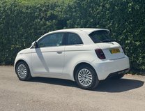 Fiat 500e 24kWh Action Hatchback 3dr Electric Auto (95 ps) 7