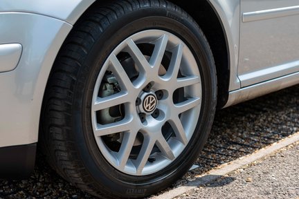 Volkswagen Golf GTI 11