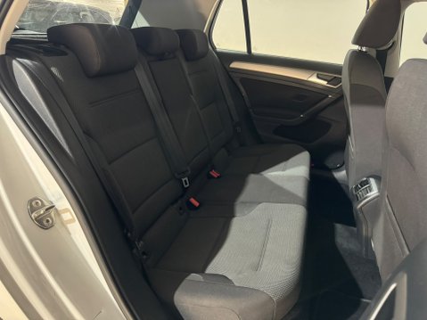 Volkswagen Golf MATCH TDI BLUEMOTION TECHNOLOGY DSG 14