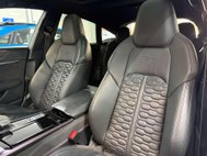 Audi RS7 4.0 TFSI V8 Carbon Black Sportback 5dr Petrol Tiptronic quattro Euro 6 (s/s 6